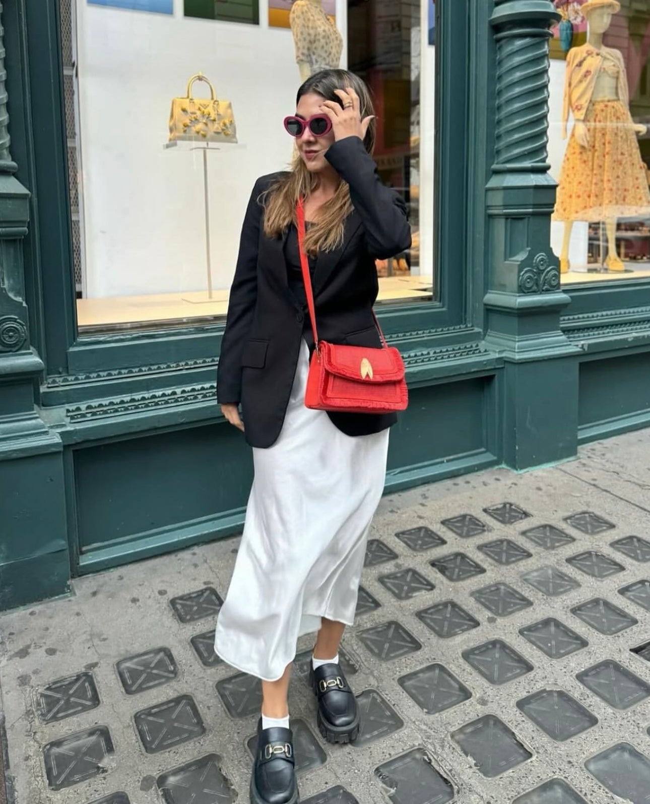 Silky white skirt